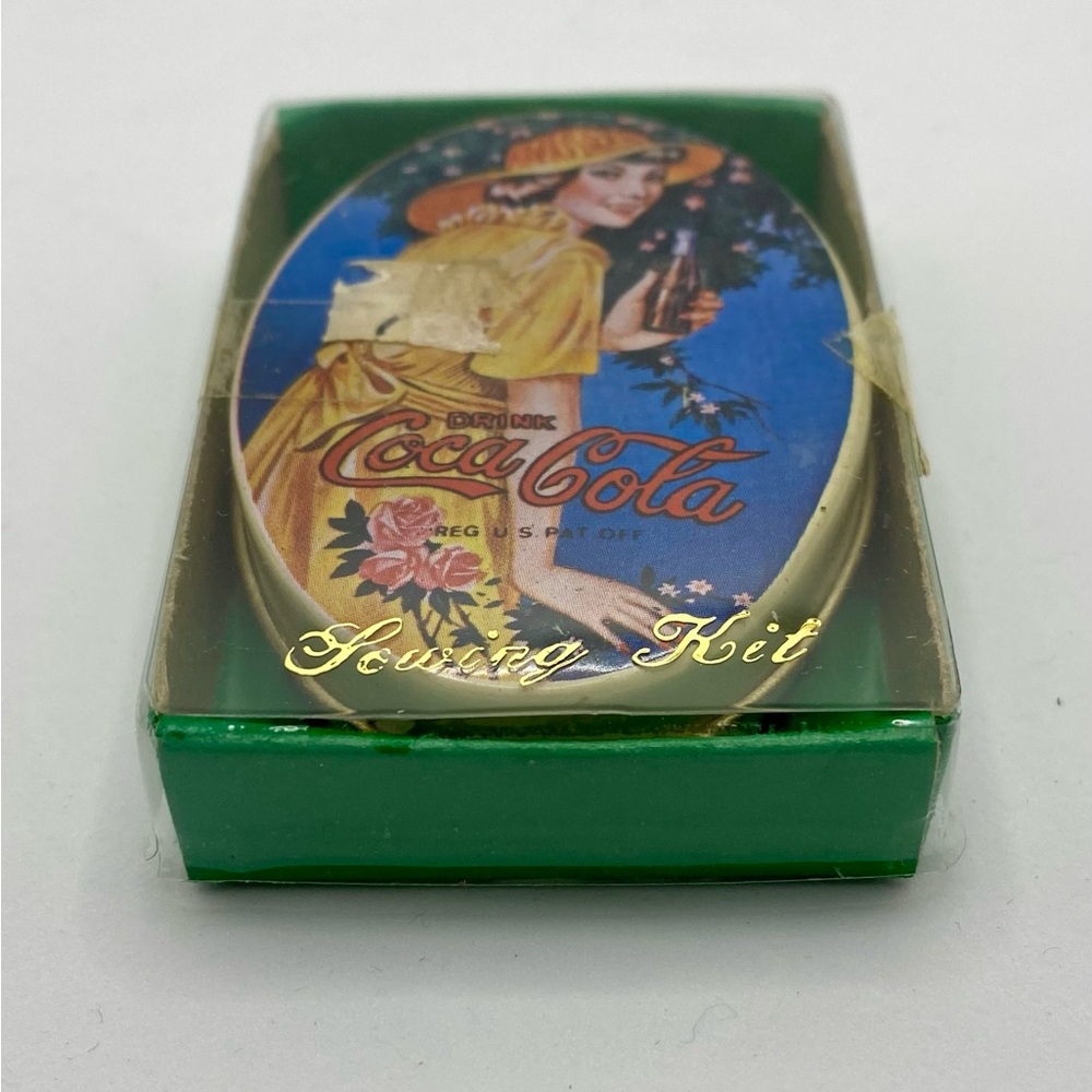 Vintage Coca-Cola Sewing Kit - Picture 5 of 8